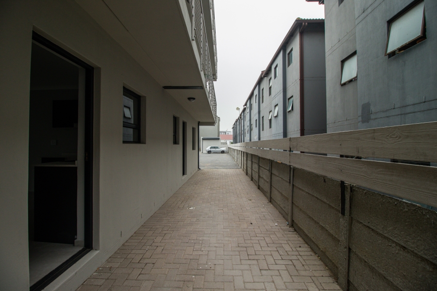 2 Bedroom Property for Sale in Parklands Western Cape